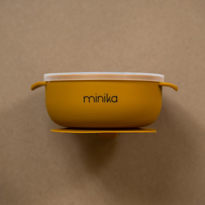 Silicone suction bowl with lid - ochre