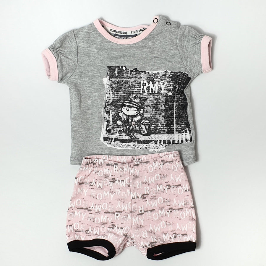Trendy 2-piece outfit for girl 6-9M (Pre-loved)