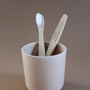 Toothbrushes Made of Recycled Bamboo